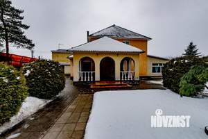 Дом 700м², 3-этажный, посуточно, 