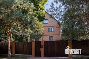 Дом 500м&sup2;, 1-этажный, посуточно, 