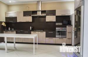 Дом 850м², 3-этажный, посуточно, 