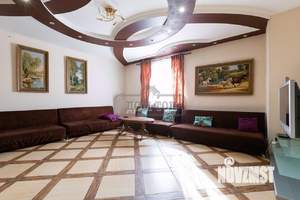 Дом 831м², 3-этажный, посуточно, 