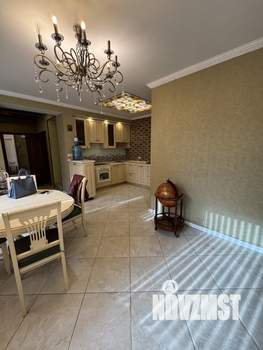 Дом 160м&sup2;, 2-этажный, на длительный срок, 