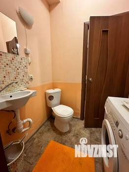 Таунхаус 100м², 3-этажный, на длительный срок, 