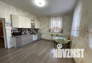 Коттедж 160м², 2-этажный, участок 15 сот.  