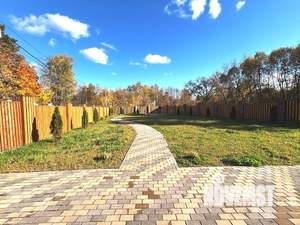 Дом 333м&sup2;, 2-этажный, участок 11 сот.  