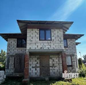 Дом 205м², 2-этажный, участок 6 сот.  