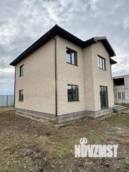 Дом 176м², 2-этажный, участок 6 сот.  