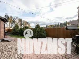 Коттедж 240м², 2-этажный, участок 6 сот.  