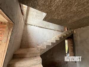 Коттедж 180м&sup2;, 2-этажный, участок 6 сот.  