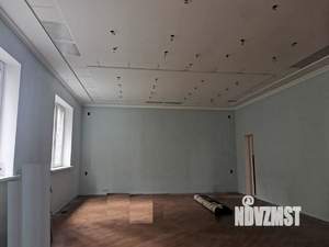 Коттедж 365м², 3-этажный, участок 5 сот.  