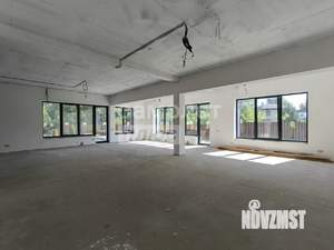 Дом 333м², 2-этажный, участок 11 сот.  