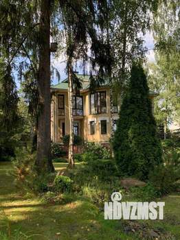 Дом 761м², 2-этажный, участок 18 сот.  