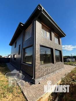 Коттедж 260м&sup2;, 2-этажный, участок 8 сот.  