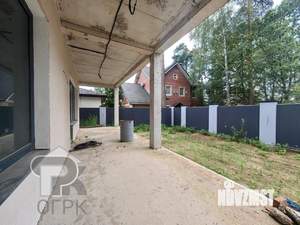 Дом 351м², 2-этажный, участок 6 сот.  