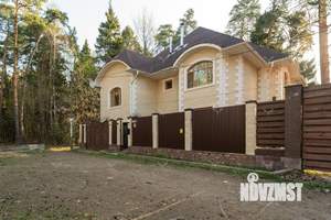 Коттедж 440м², 3-этажный, участок 6 сот.  