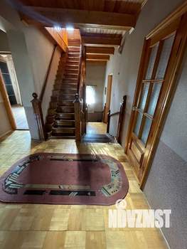 Дом 400м², 3-этажный, участок 18 сот.  