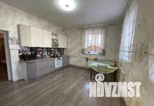 Коттедж 160м², 2-этажный, участок 15 сот.  