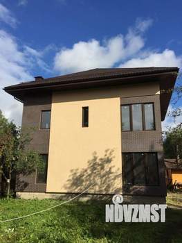 Дом 235м², 3-этажный, участок 11 сот.  