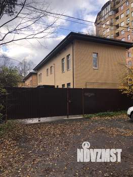 Таунхаус 166м², 2-этажный, участок 2 сот.  