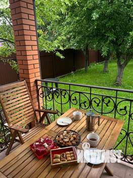 Дом 200м², 2-этажный, участок 10 сот.  