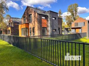 Коттедж 178м&sup2;, 2-этажный, участок 6 сот.  