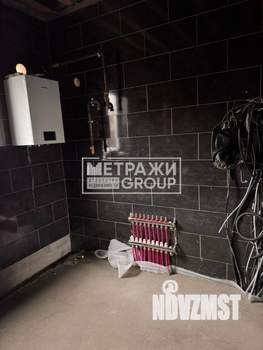 Дом 186м&sup2;, 2-этажный, участок 6 сот.  