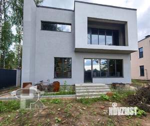 Коттедж 240м², 2-этажный, участок 5 сот.  