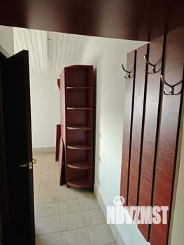 Коттедж 2340м², 4-этажный, участок 10 сот.  