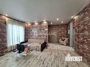 Дом 155м², 2-этажный, участок 3 сот.  