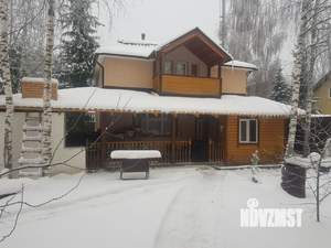 Дом 334м², 3-этажный, участок 10 сот.  
