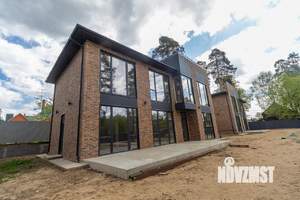 Дом 225м&sup2;, 2-этажный, участок 6 сот.  