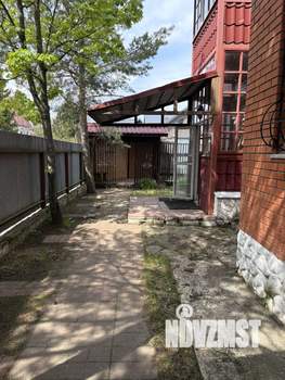 Дом 317м², 3-этажный, участок 8 сот.  