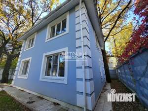 Дом 153м&sup2;, 2-этажный, участок 3 сот.  