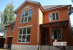 Дом 200м², 2-этажный, участок 10 сот.  