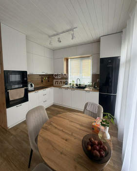 Дом 120м², 2-этажный, участок 6 сот.  