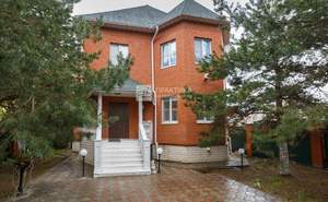 Дом 277м², 4-этажный, участок 9 сот.  