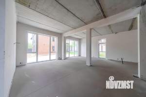Дом 225м², 2-этажный, участок 6 сот.  