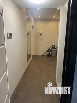 Дом 224м&sup2;, 2-этажный, участок 5 сот.  