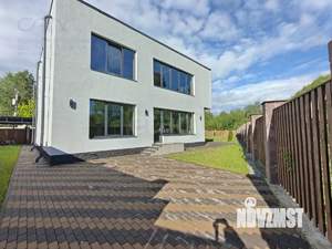 Дом 333м&sup2;, 2-этажный, участок 11 сот.  