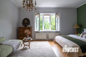 Коттедж 306м², 2-этажный, участок 9 сот.  