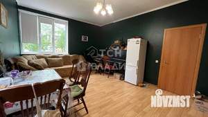 Дом 220м², 2-этажный, участок 4 сот.  