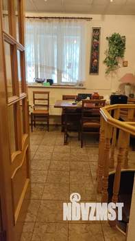 Дом 202м², 3-этажный, участок 9 сот.  
