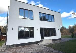 Дом 333м&sup2;, 2-этажный, участок 11 сот.  