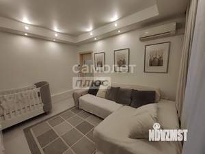 Дом 132м&sup2;, 2-этажный, участок 5 сот.  