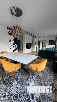 Дом 243м², 3-этажный, участок 8 сот.  