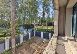 Дом 240м², 2-этажный, участок 6 сот.  