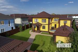 Дом 250м², 2-этажный, участок 8 сот.  