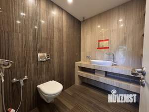 Таунхаус 173м², 3-этажный, участок 6 сот.  