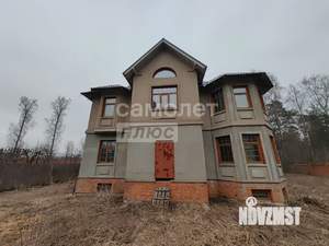 Коттедж 434м², 4-этажный, участок 10 сот.  