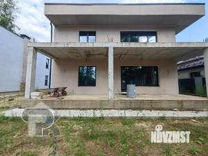 Дом 351м², 2-этажный, участок 6 сот.  