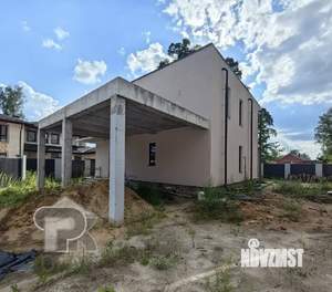 Дом 351м², 2-этажный, участок 6 сот.  